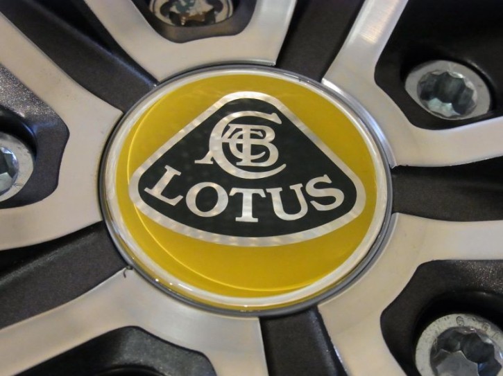 Lotus Felgen-Nabenkappen