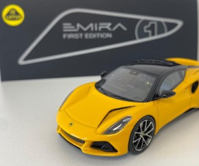 Lotus Emira Modellauto 1:43 Hethel Yellow